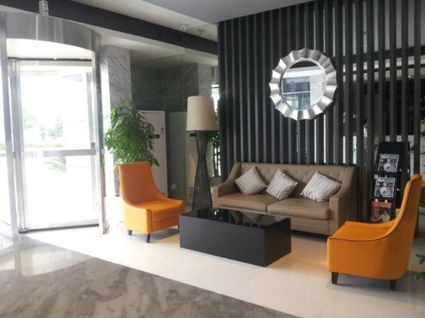 Jinjiang Inn Select Shanghai Nanxiang Minzhu Street Jiading Exterior foto